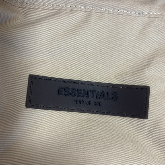 Fear of God, essentials sand size medium, oversized jacket, super nice new - Picture 2 of 13
